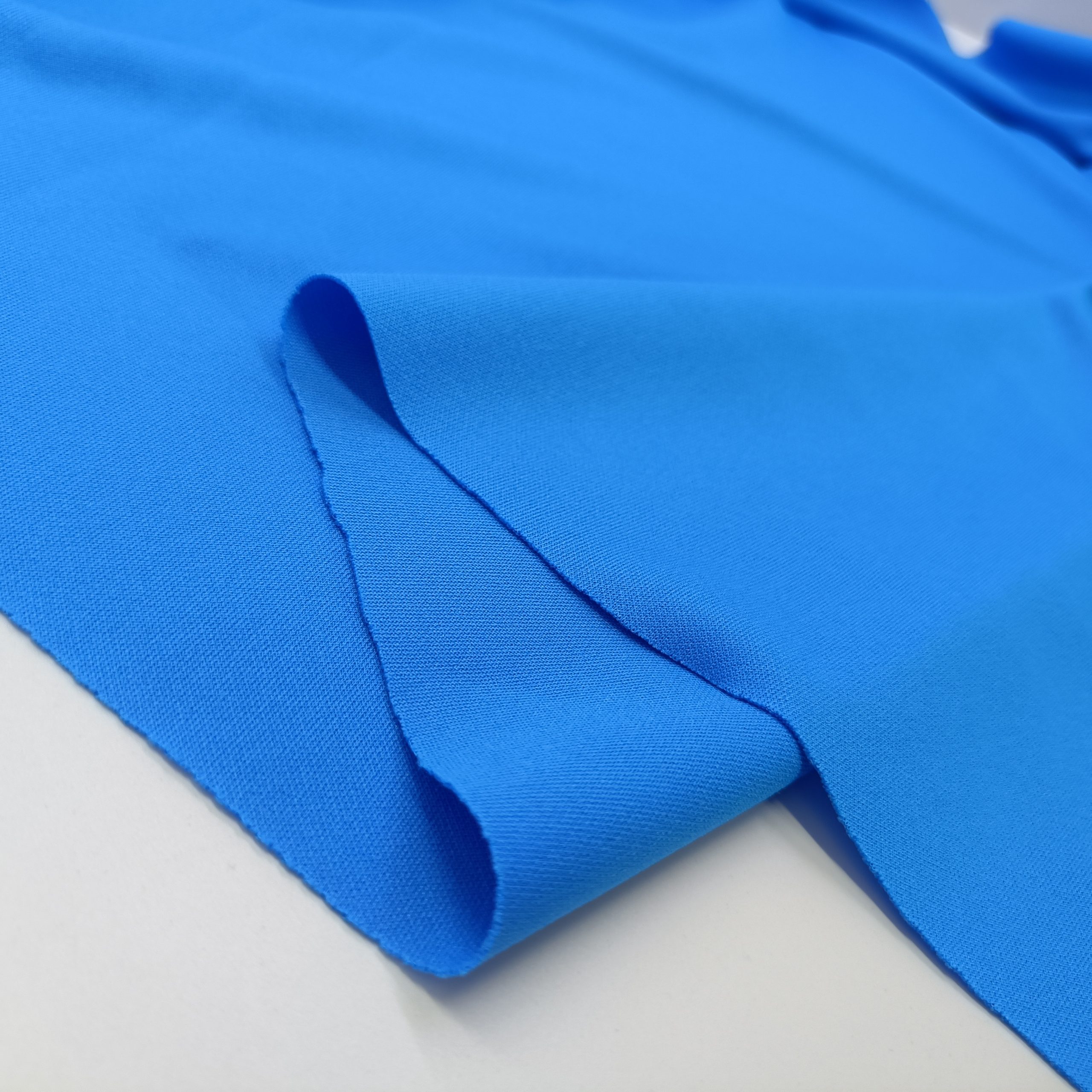 100%Polyester Waterproof Interwoven Fabric